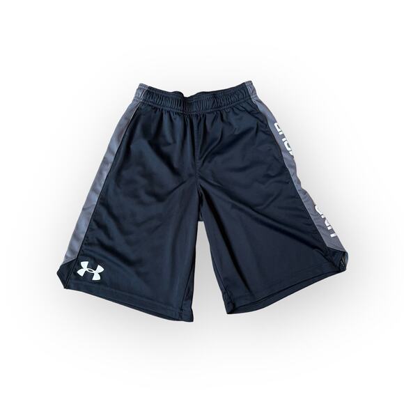Boys Under Armour Tank And Shorts Set - Picture 3 of 8